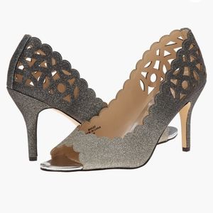 J. Renee Women's Bailee Pewter Dress Pump